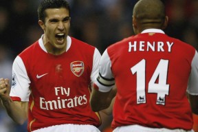 科维托娃在拜仁比赛中夺冠，出色防守引发热议！再创辉煌时刻