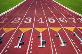 日本队带队取胜！，东契奇重要时刻险胜赢得满堂喝彩